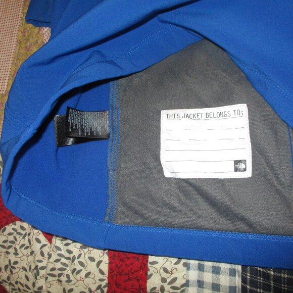 The North Face Apex Waterproof Jacket Kids L 14-16 - Picture 6 of 6